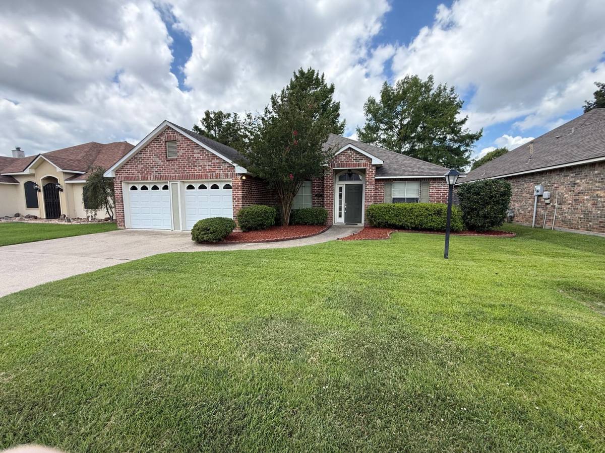 House for rent at 9812 Kings Pointe, Shreveport, LA 71115