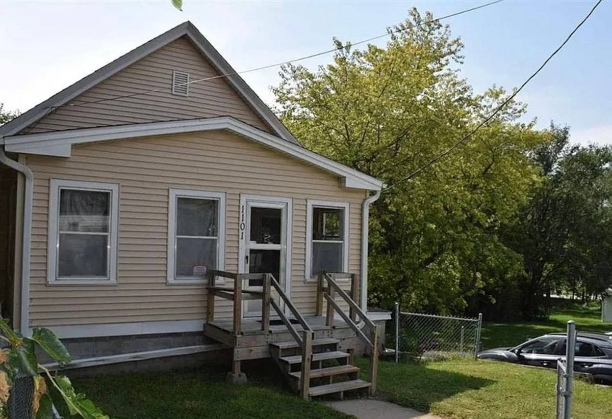 Apartment for rent at 1101 Bancroft St, Omaha, NE 68108