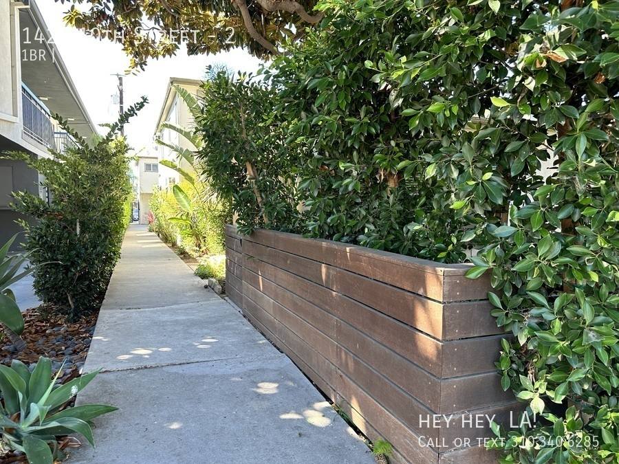 Apartment for rent at 1428 10th St #2, Santa Monica, CA 90405