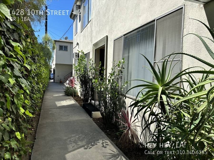 Apartment for rent at 1428 10th St #2, Santa Monica, CA 90405