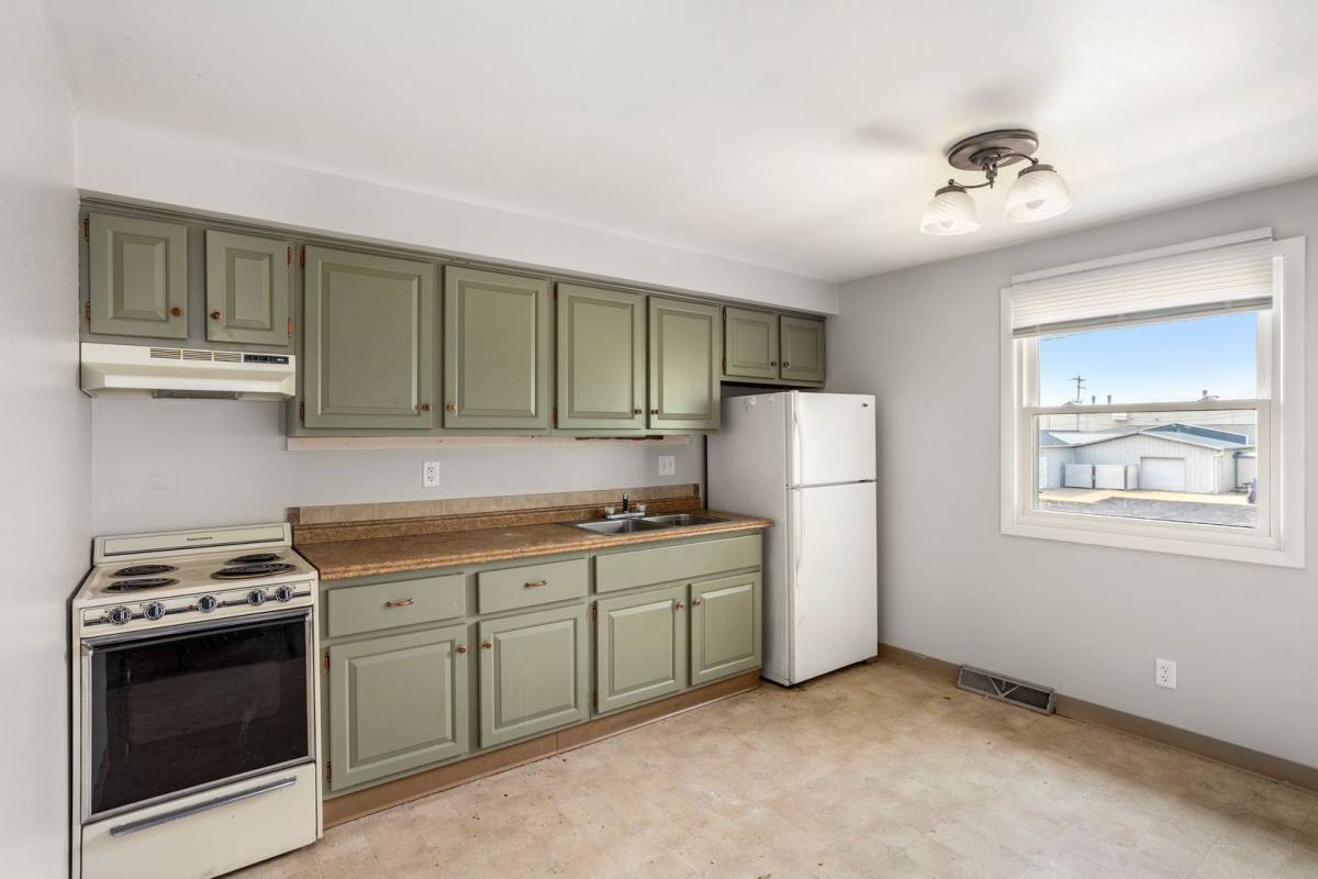 Apartment for rent at 917 Byrd Ave, Neenah, WI 54956
