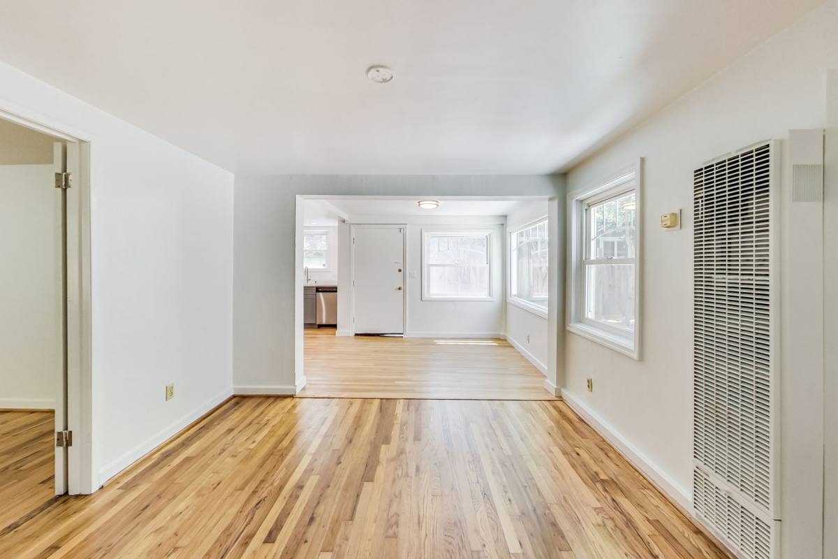 Apartment for rent at 816 Peninsula Ave, Burlingame, CA 94010