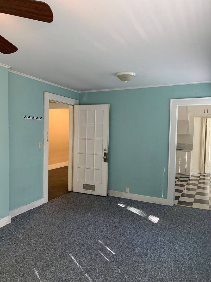 Apartment for rent at 180 E 8th Ave, Chico, CA 95928