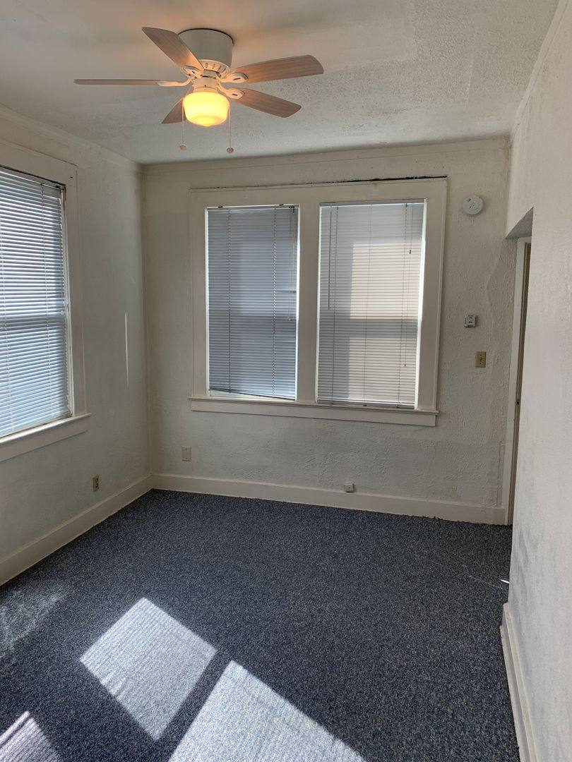 Apartment for rent at 180 E 8th Ave, Chico, CA 95928