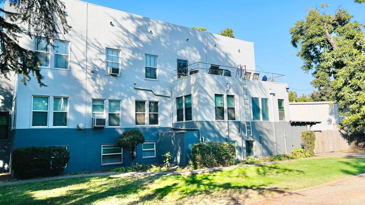 Apartment for rent at 180 E 8th Ave, Chico, CA 95928