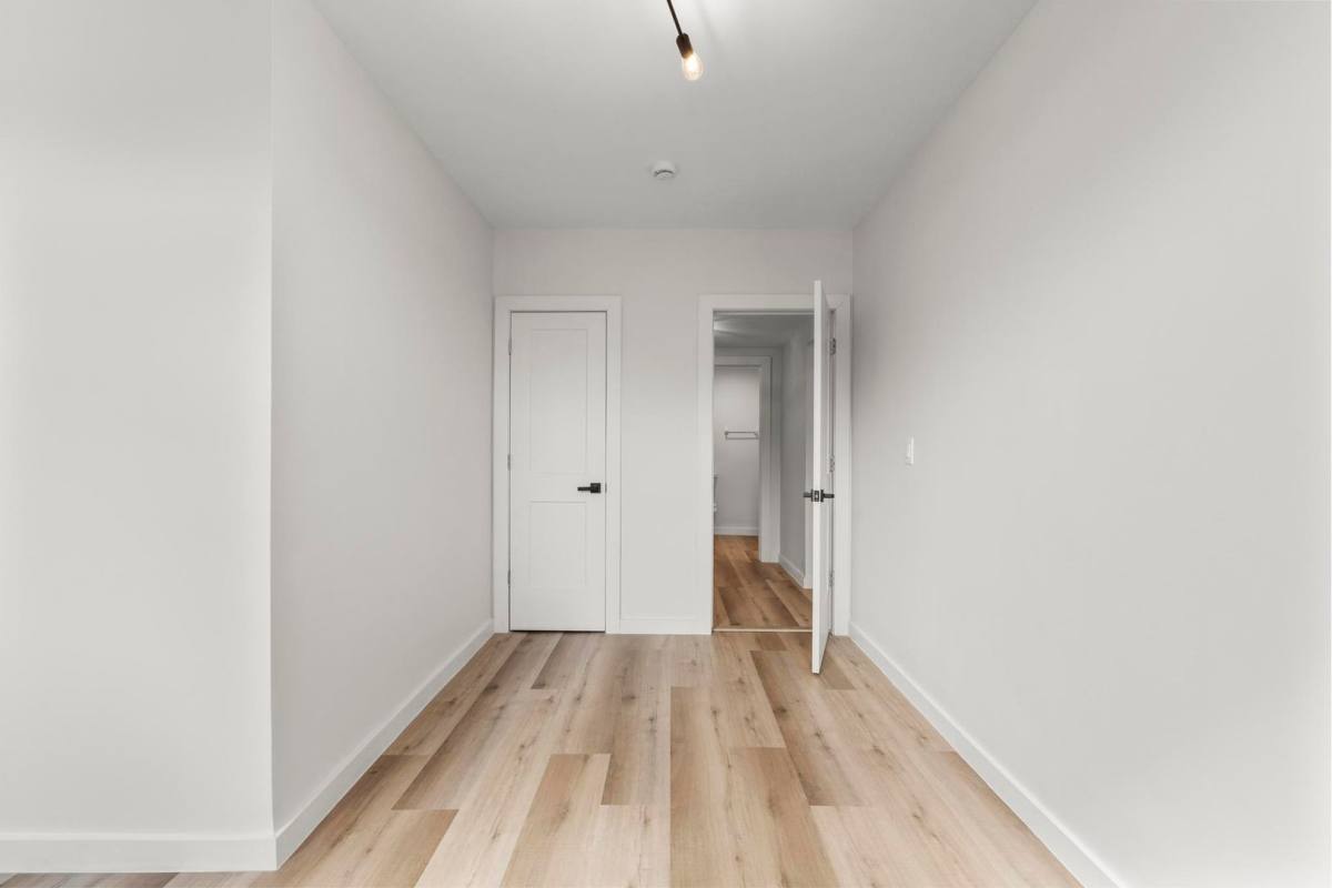 Apartment for rent at 411-431 N Main St Rd #8, Bristol, CT 06010