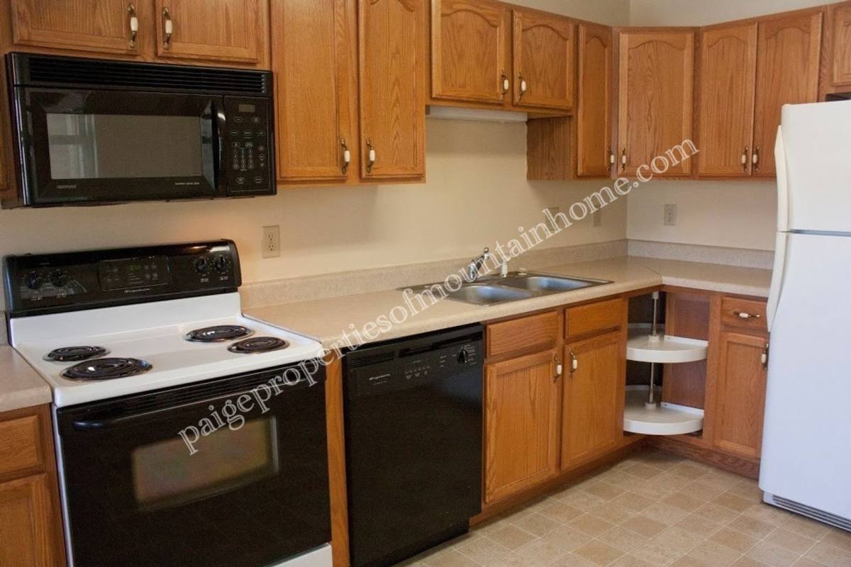Apartment for rent at 32 N Star Circle, Mountain Home, AR 72653