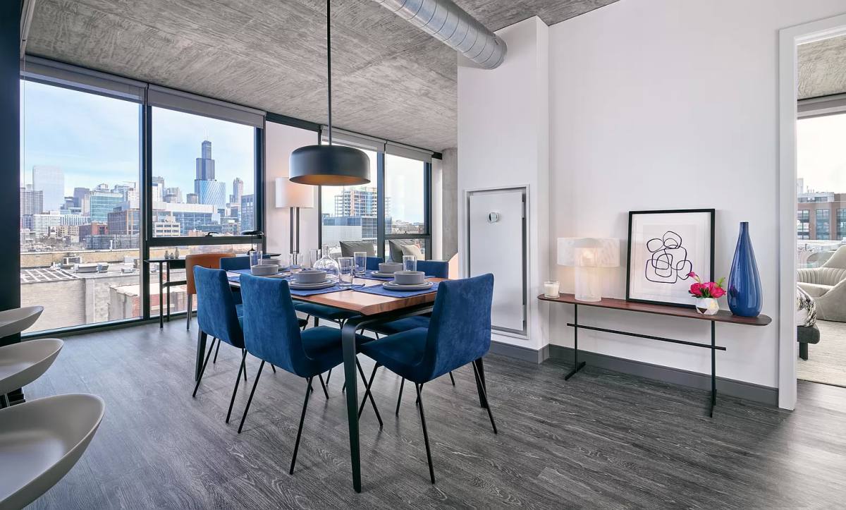 Apartment for rent at 160 N Elizabeth St, Chicago, IL 60607