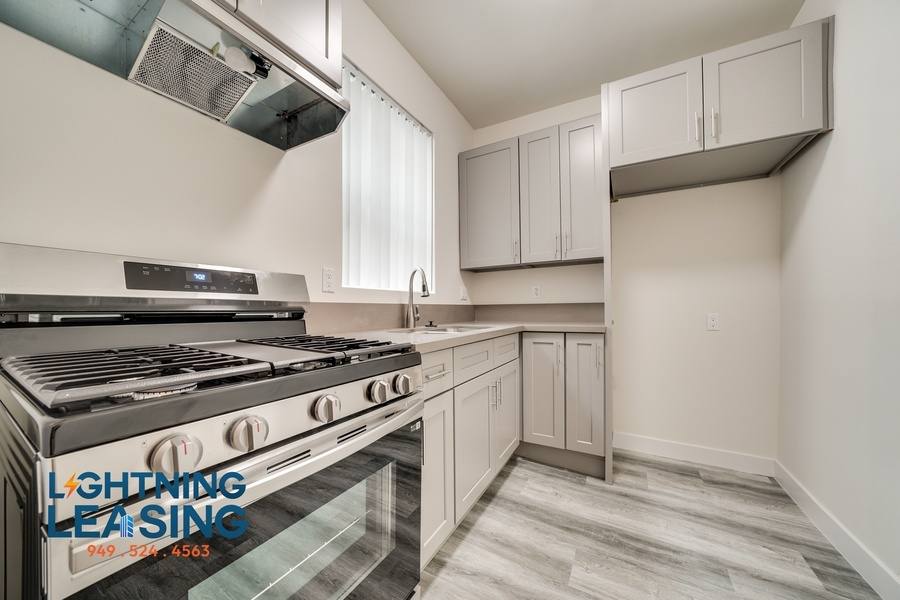 Apartment for rent at 341 S Alvarado St #504, Los Angeles, CA 90057