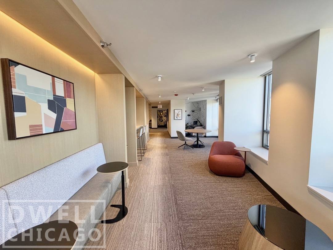 Apartment for rent at 520 N Kingsbury St, Chicago, IL 60654