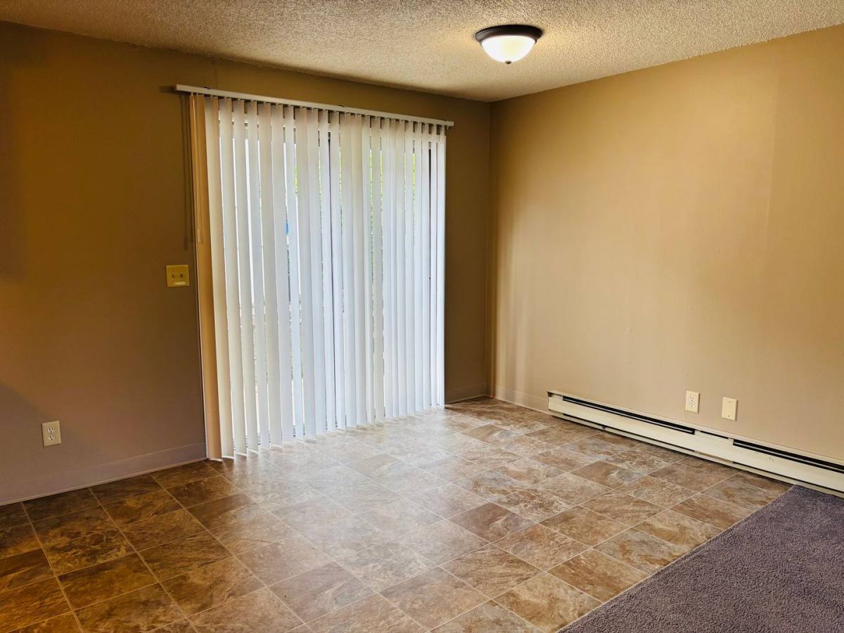 Apartment for rent at 318 W 30th St, Vancouver, WA 98660
