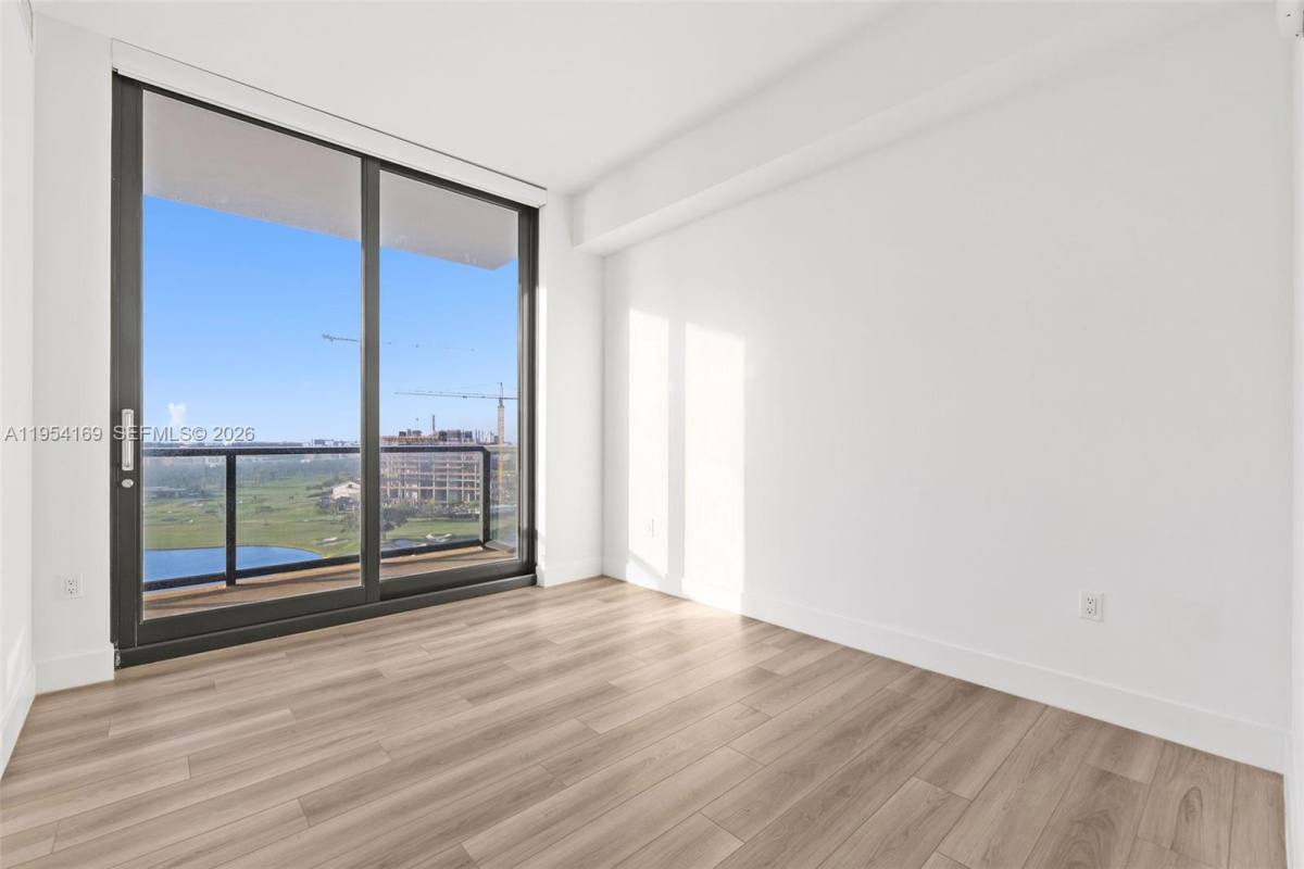 Apartment for rent at 101 Diplomat Parkway #1003, Hallandale, FL 33009