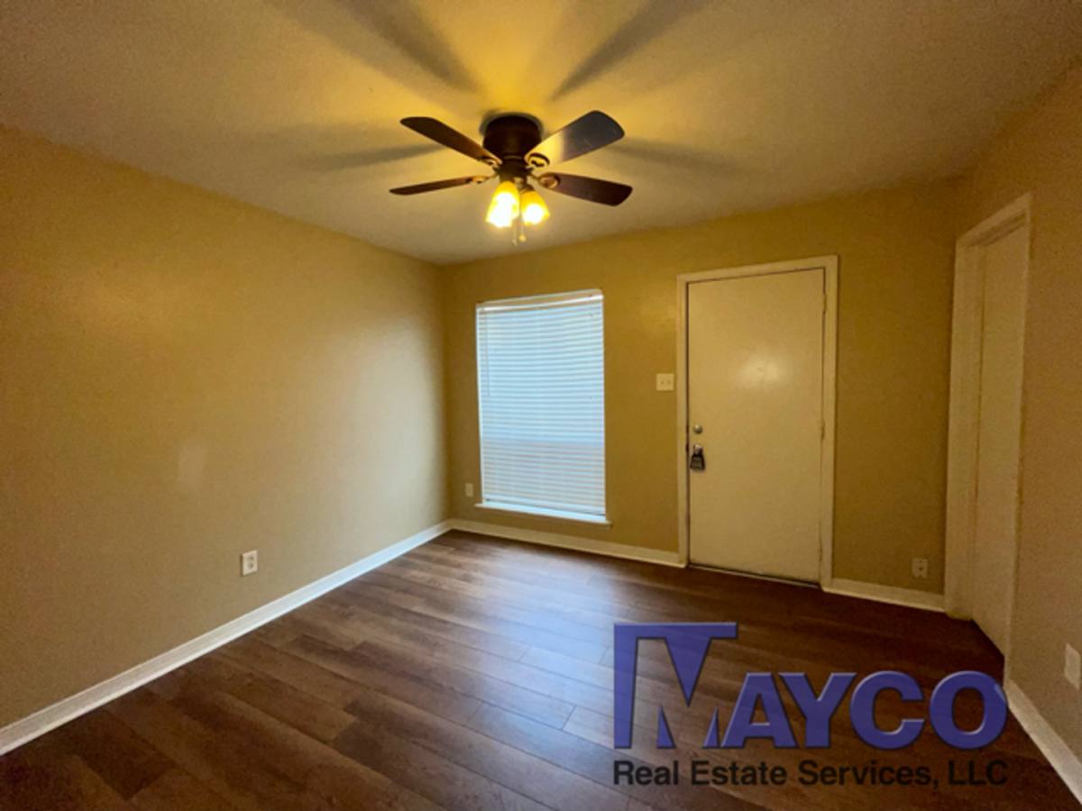 Townhouse for rent at 5705 E Texas St, Bossier City, LA 71111