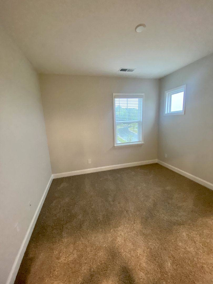 Townhouse for rent at 5765 Crevice Dr, Charlotte, NC 28215