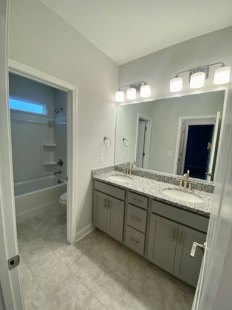 Townhouse for rent at 5765 Crevice Dr, Charlotte, NC 28215