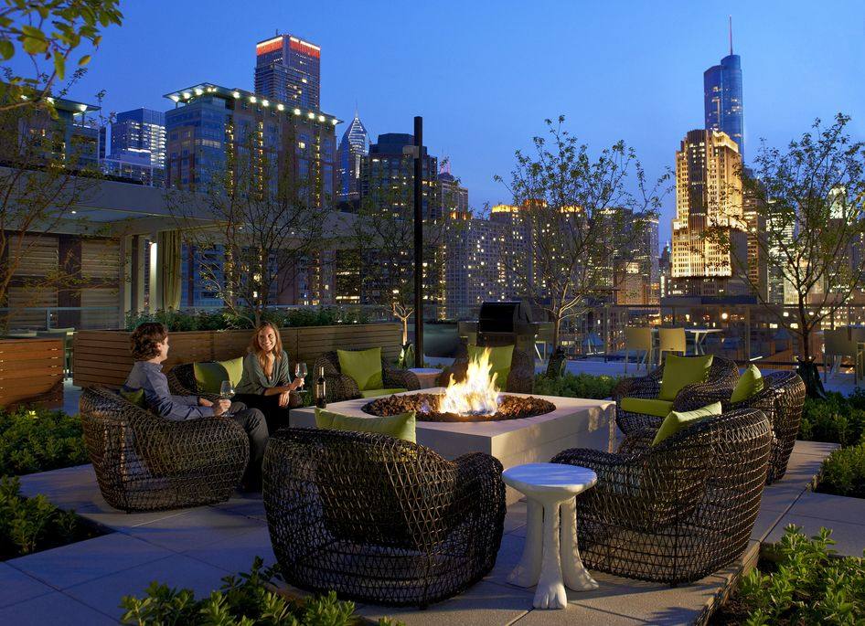Apartment for rent at 500 N Lake Shore Dr, Chicago, IL 60611