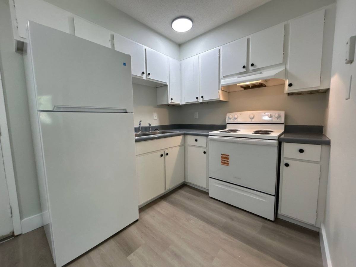 Apartment for rent at 1010 N 16th St, Clarinda, IA 51632
