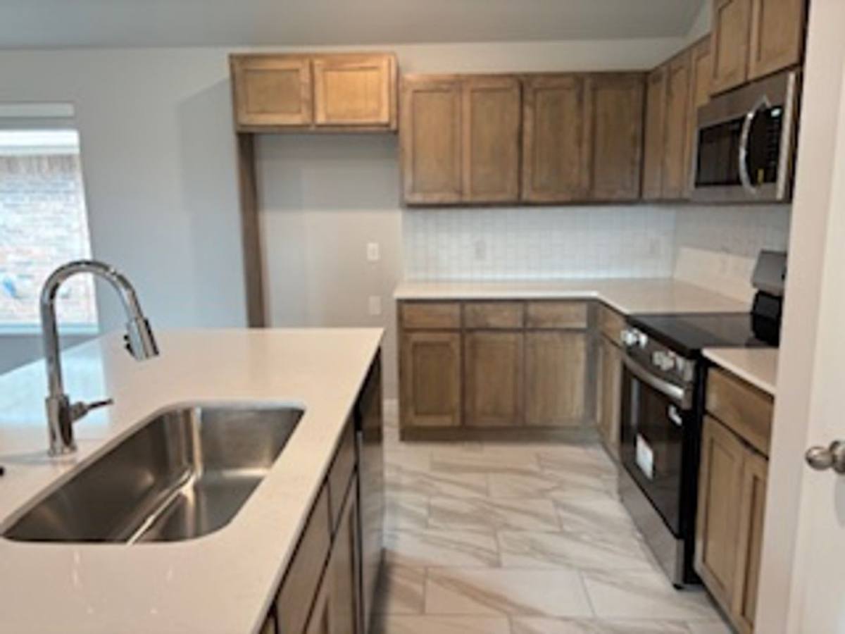 House for rent at 2941 NW 195th Place, Edmond, OK 73012