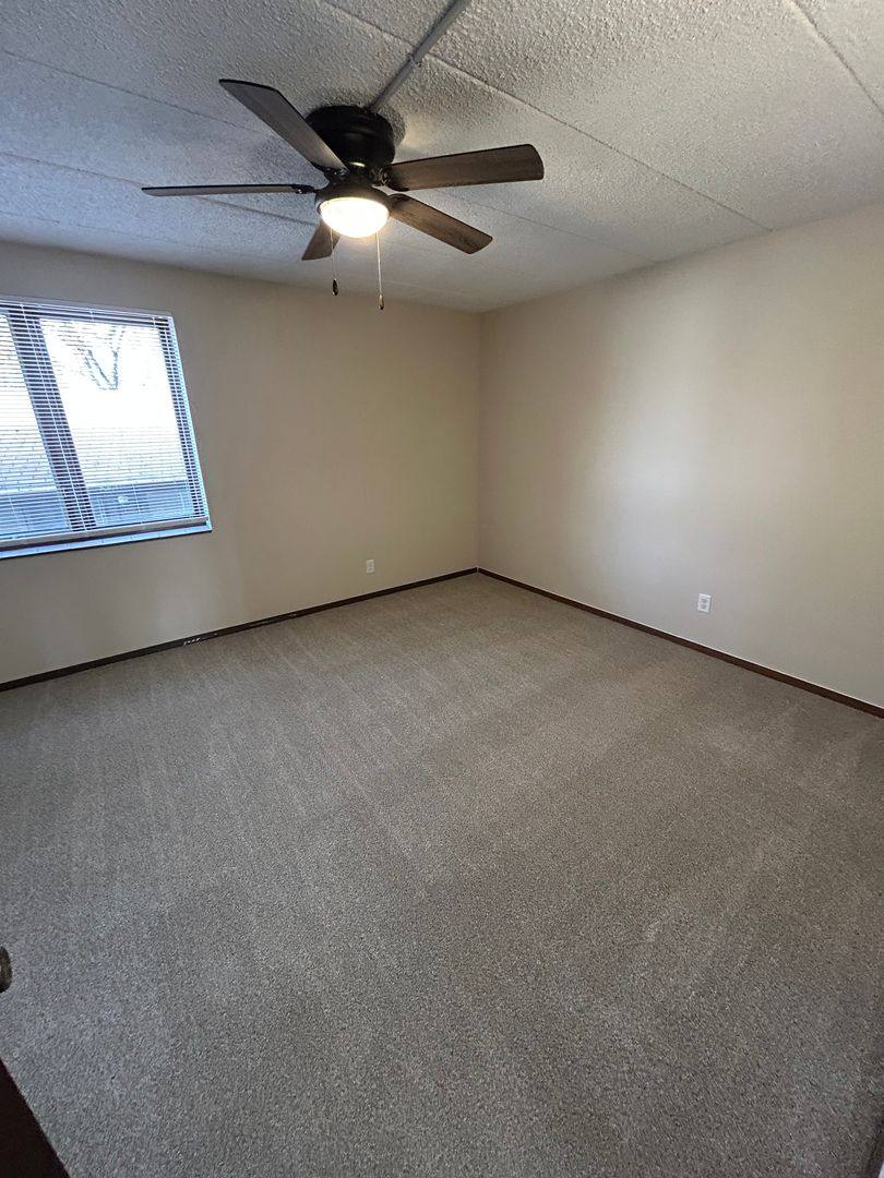 Apartment for rent at 1940 Dudley St, Lincoln, NE 68503