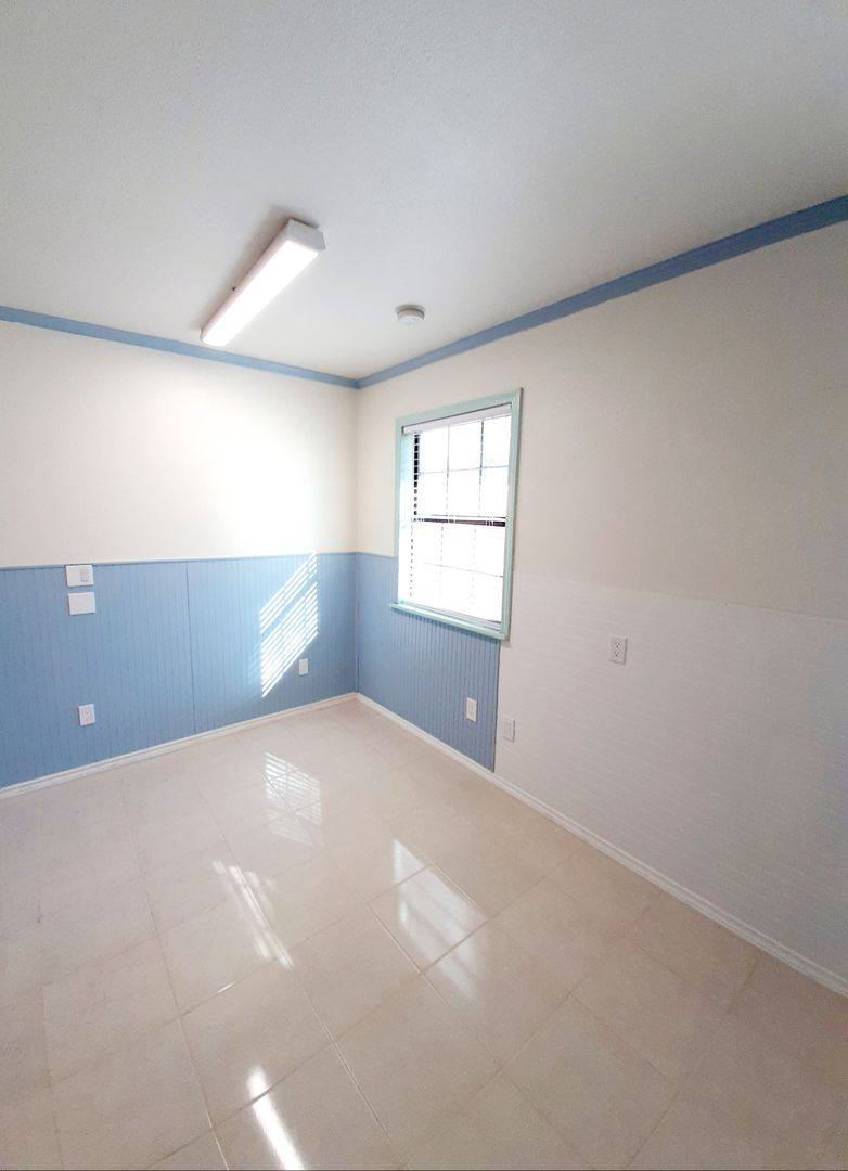 House for rent at 816 Denton Dr, Euless, TX 76039