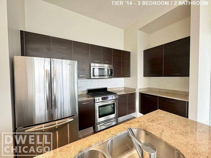 Apartment for rent at 910 W Huron St, Chicago, IL 60642