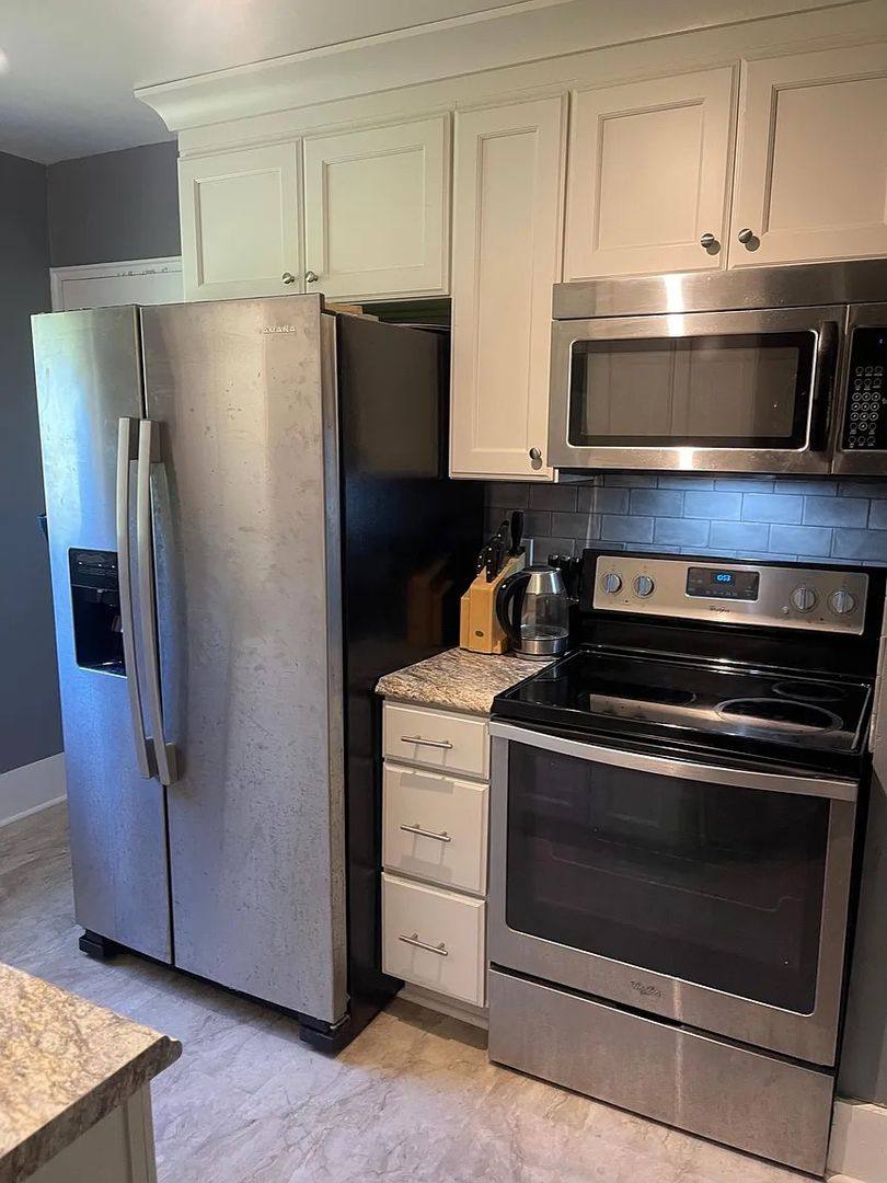 Apartment for rent at 2525 Miller Park Circle #A, Winston Salem, NC 27103