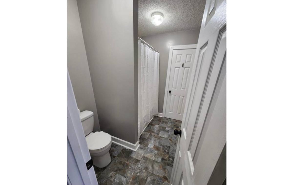 House for rent at 23 Crossing Dr, Richmond Hill, GA 31324
