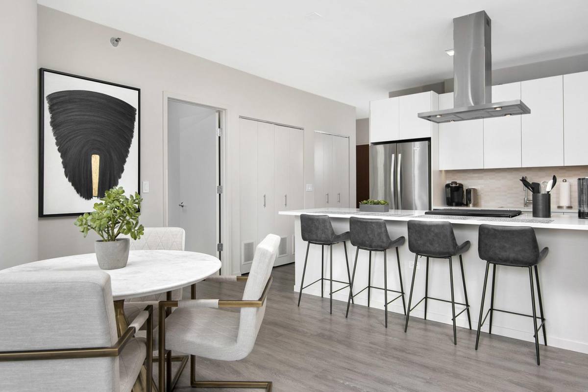 Apartment for rent at 8 E Huron St, Chicago, IL 60611