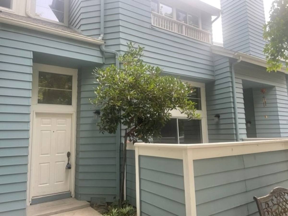 House for rent at 727 Balfe St, Ventura, CA 93003