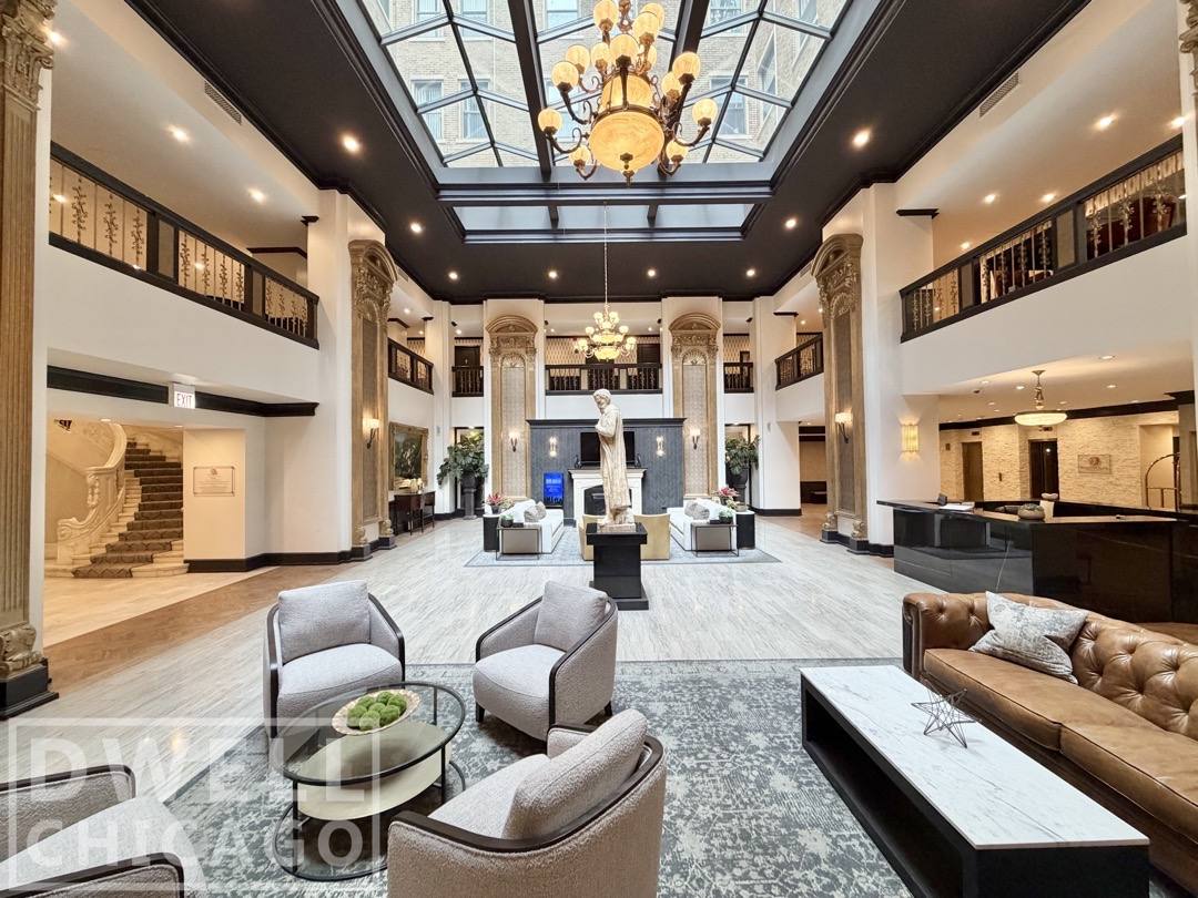 Apartment for rent at 4607 N Sheridan Rd, Chicago, IL 60640