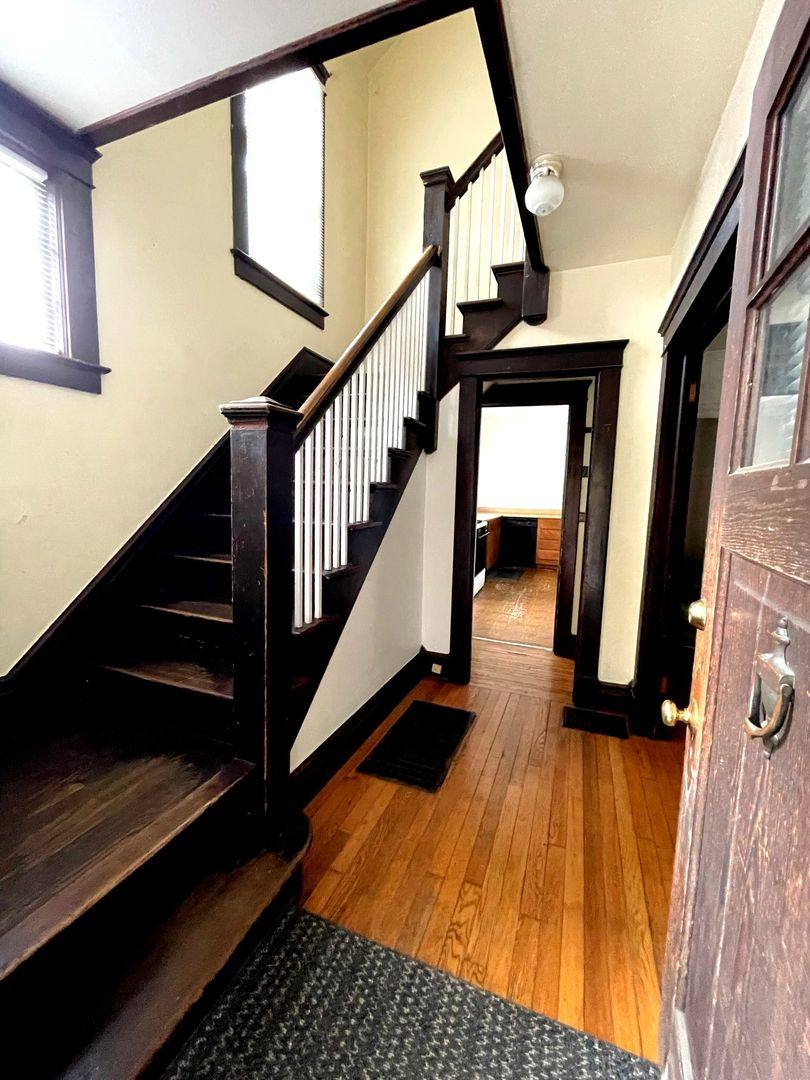Apartment for rent at 1011 Vaughn St, Ann Arbor, MI 48104