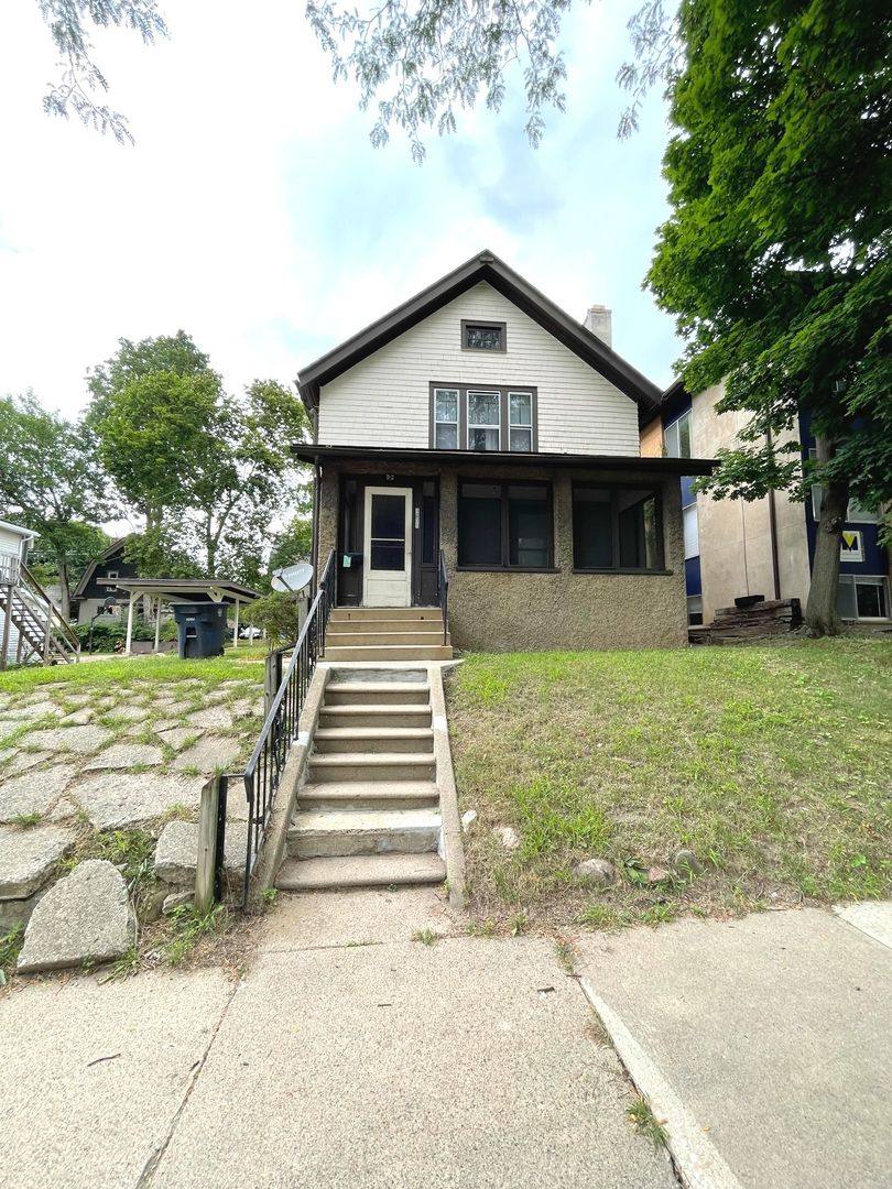 Apartment for rent at 1011 Vaughn St, Ann Arbor, MI 48104