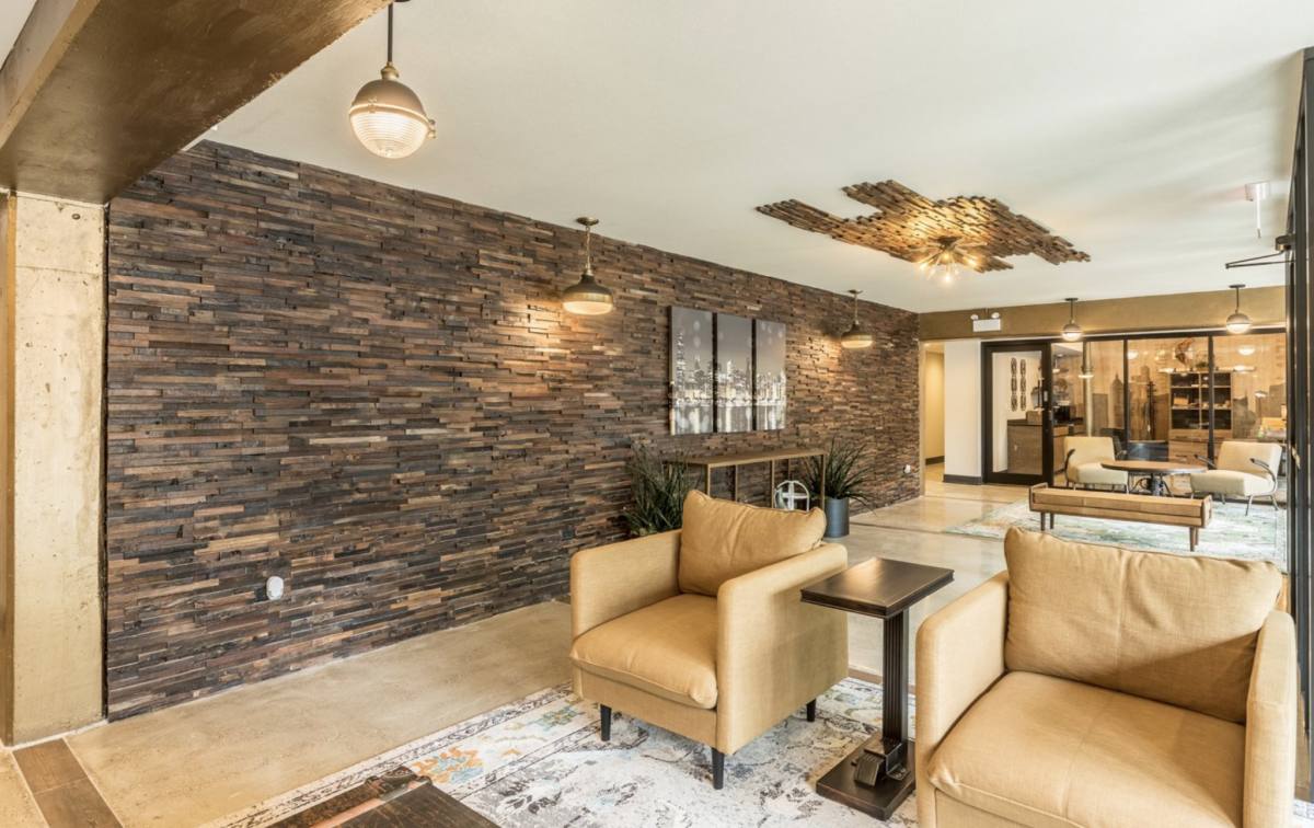 Apartment for rent at 5536 N Sheridan Rd, Chicago, IL 60640