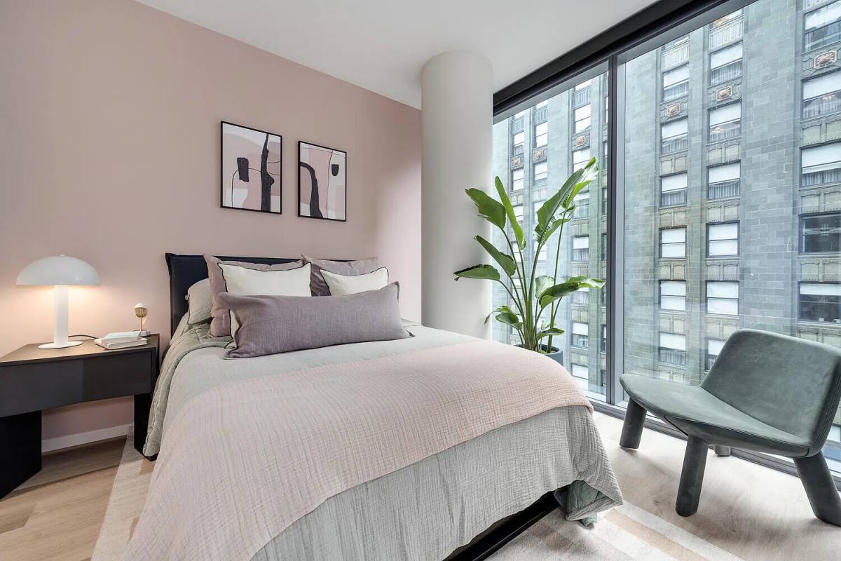 Apartment for rent at 88 E Wacker Place, Chicago, IL 60601