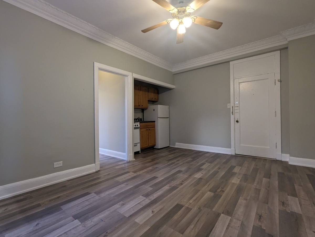 Apartment for rent at 3831 N Fremont, Chicago, IL 60613