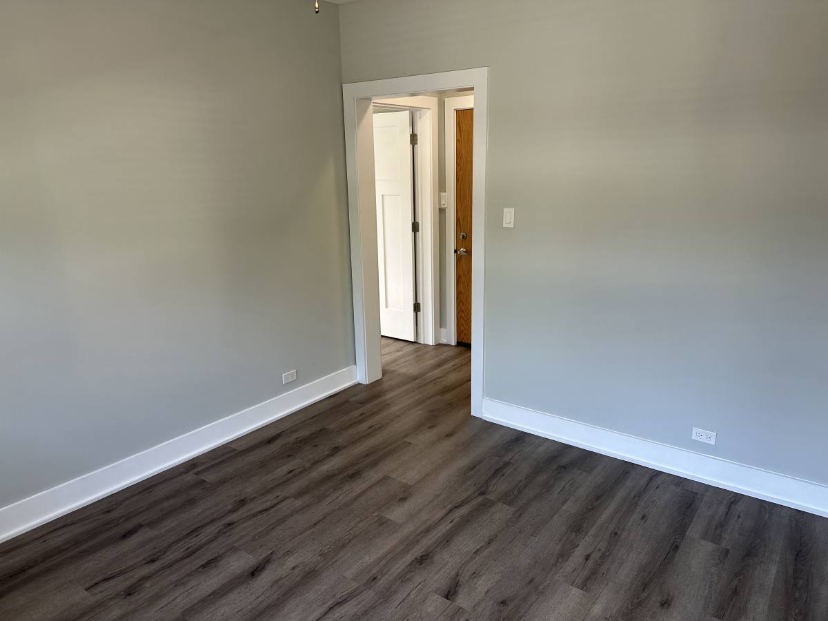 Apartment for rent at 725 Saint Johns, Highland Park, IL 60035