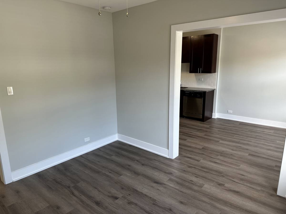 Apartment for rent at 725 Saint Johns, Highland Park, IL 60035