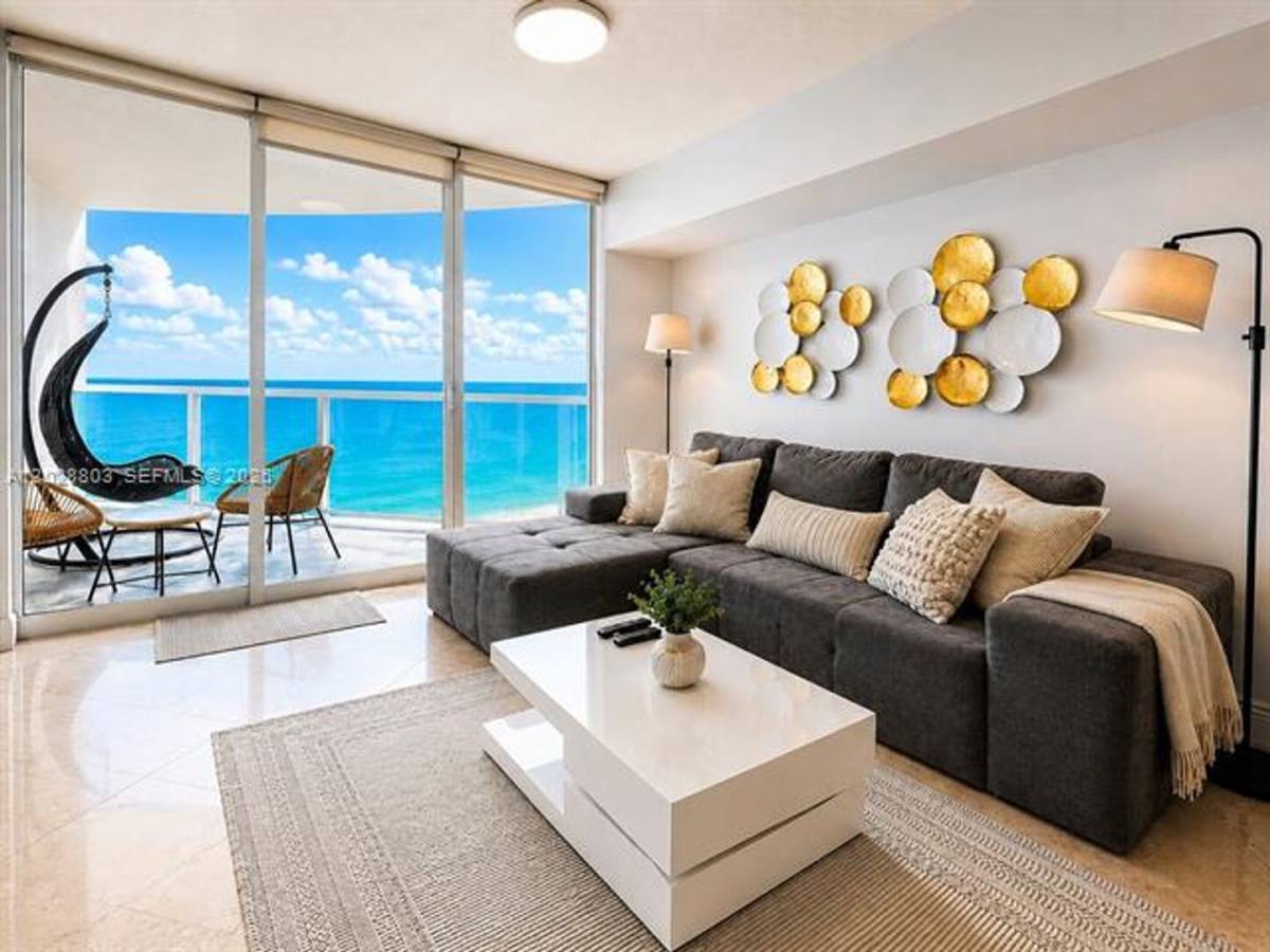 Apartment for rent at 16699 Collins Ave, North Miami Beach, FL 33160