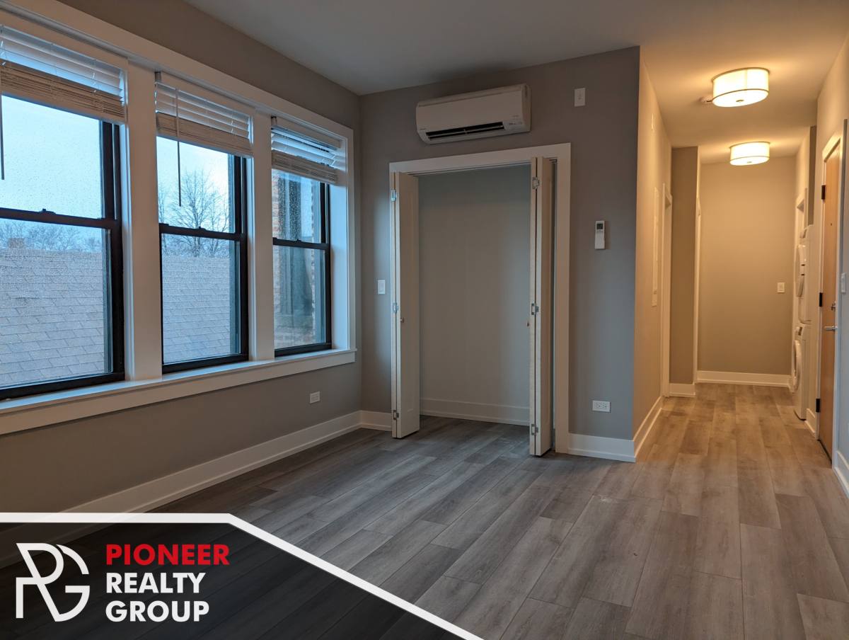 Apartment for rent at 3933 N Janssen, Chicago, IL 60613
