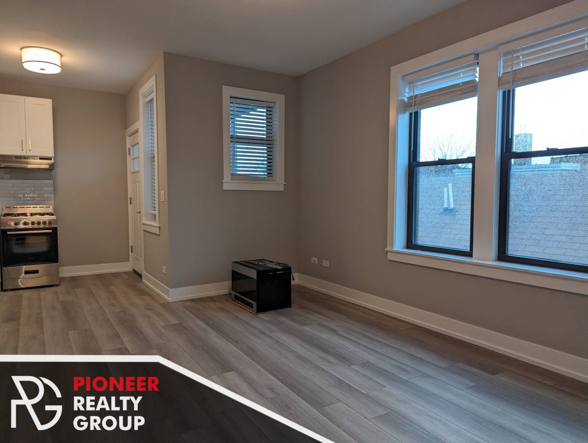 Apartment for rent at 3933 N Janssen, Chicago, IL 60613