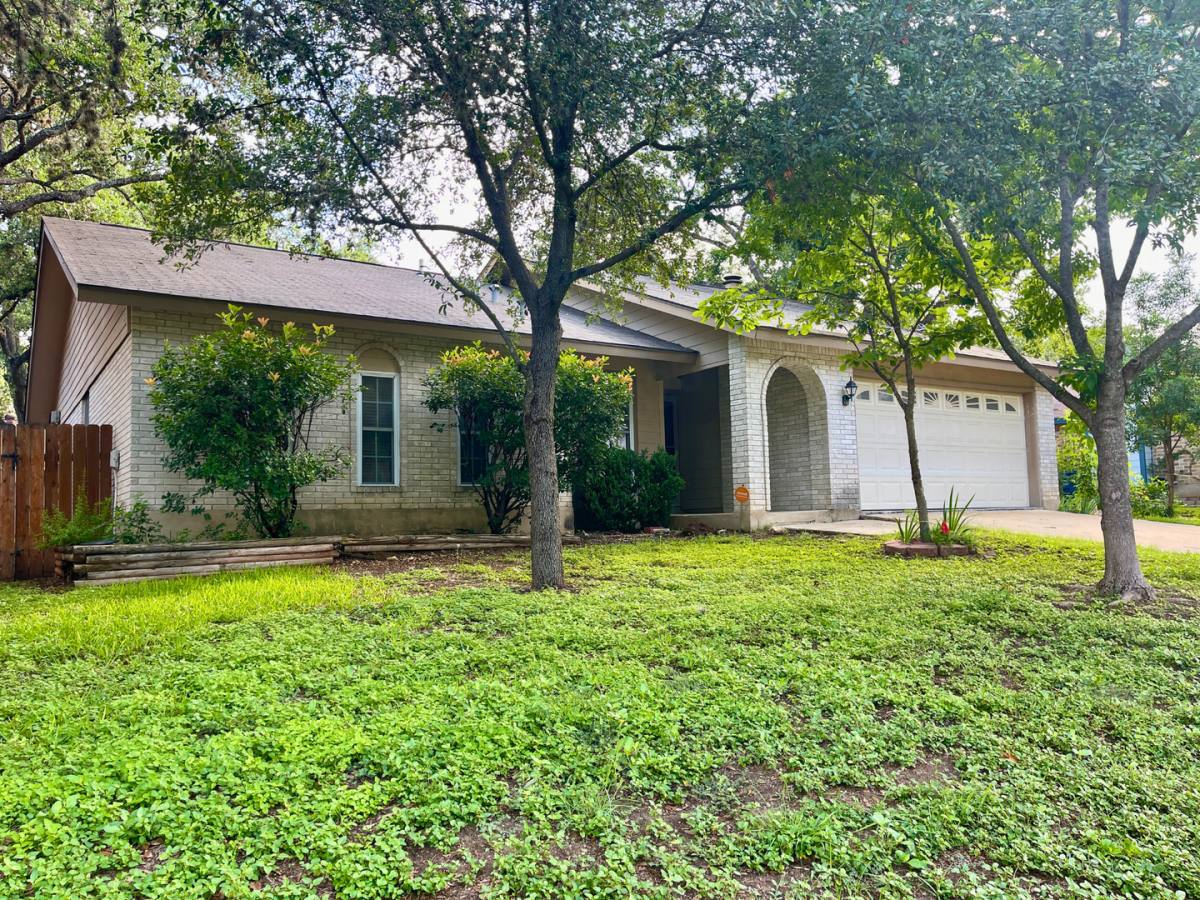 House for rent at 9247 Ridge Grove St, San Antonio, TX 78250