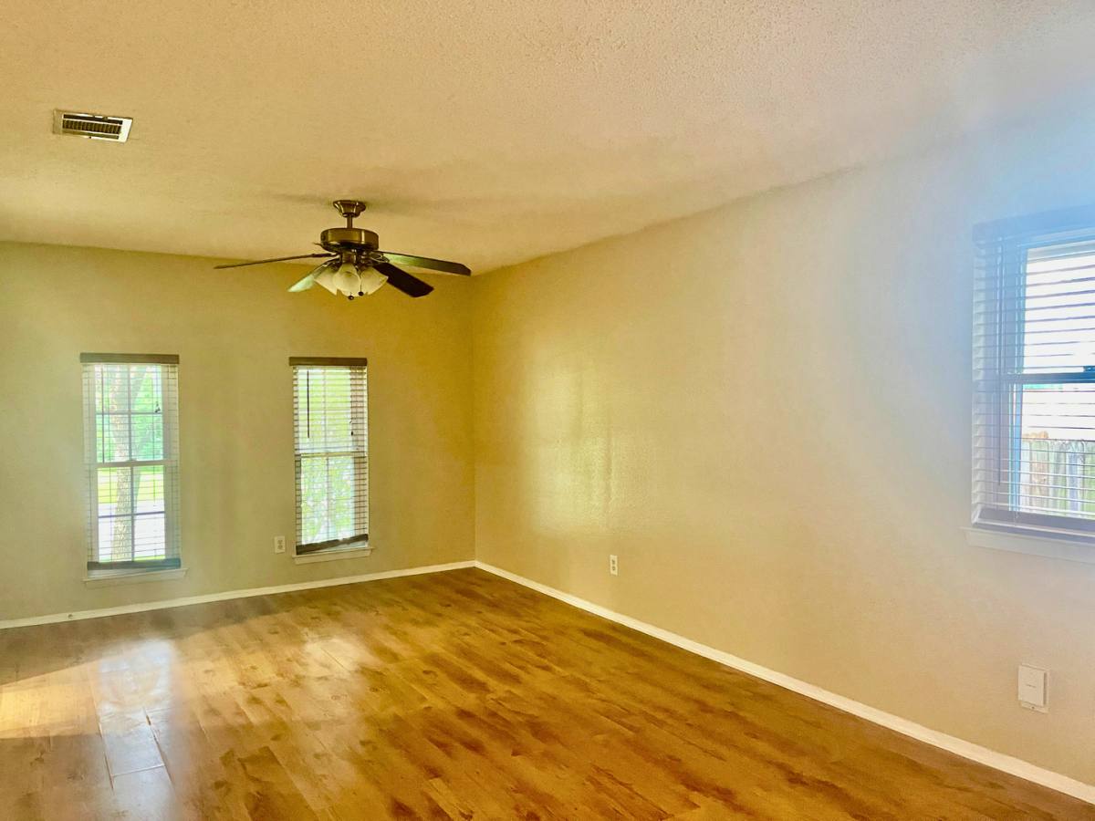 House for rent at 9247 Ridge Grove St, San Antonio, TX 78250