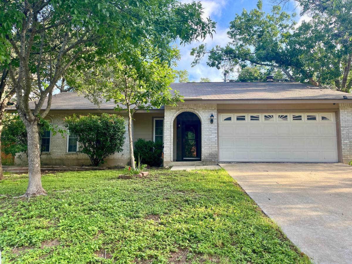 House for rent at 9247 Ridge Grove St, San Antonio, TX 78250