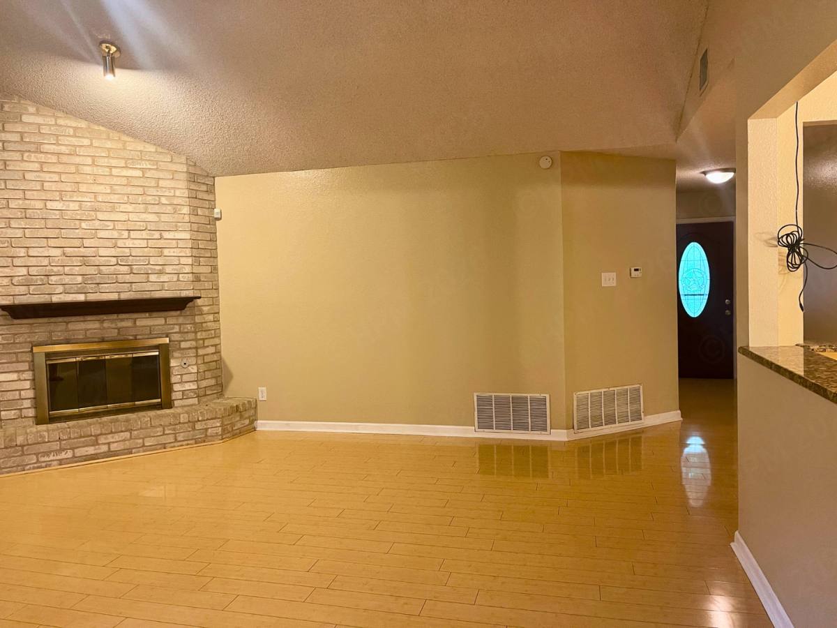 House for rent at 9247 Ridge Grove St, San Antonio, TX 78250