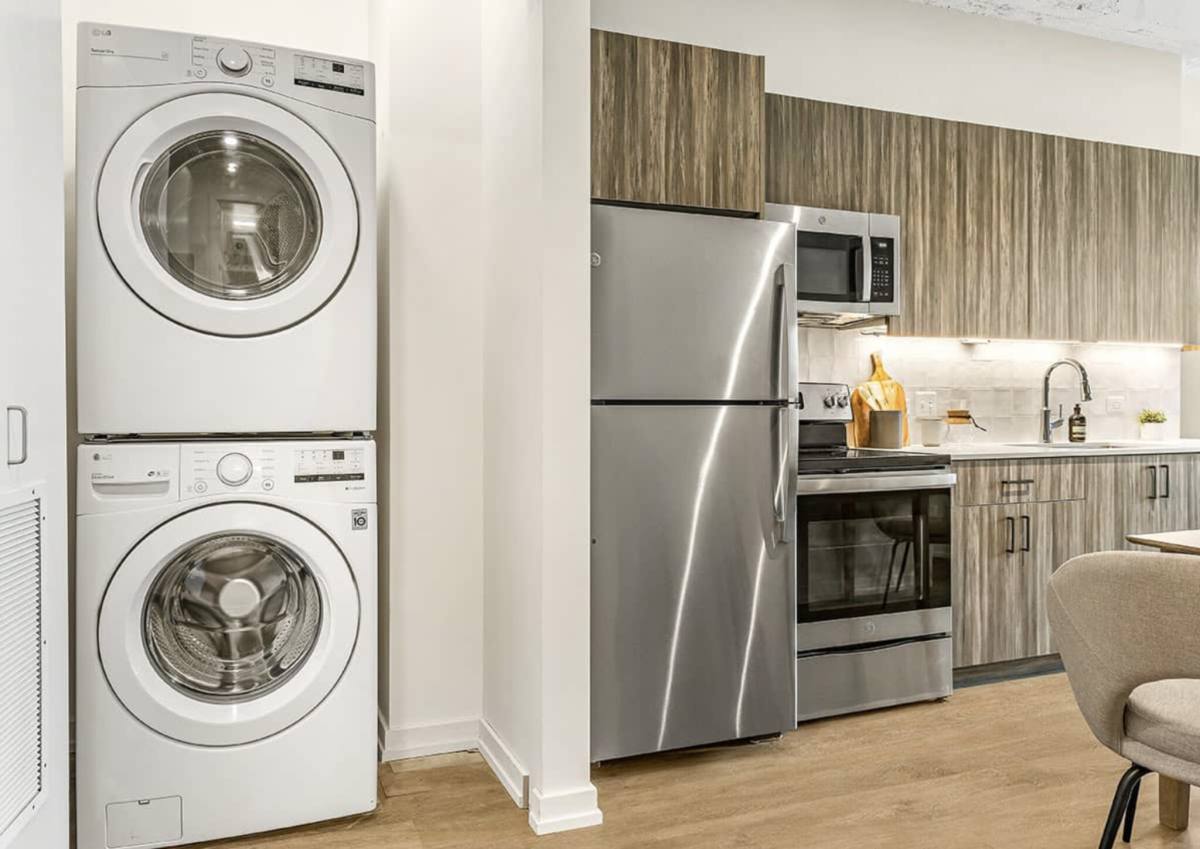 Apartment for rent at 3121 N Broadway St, Chicago, IL 60657