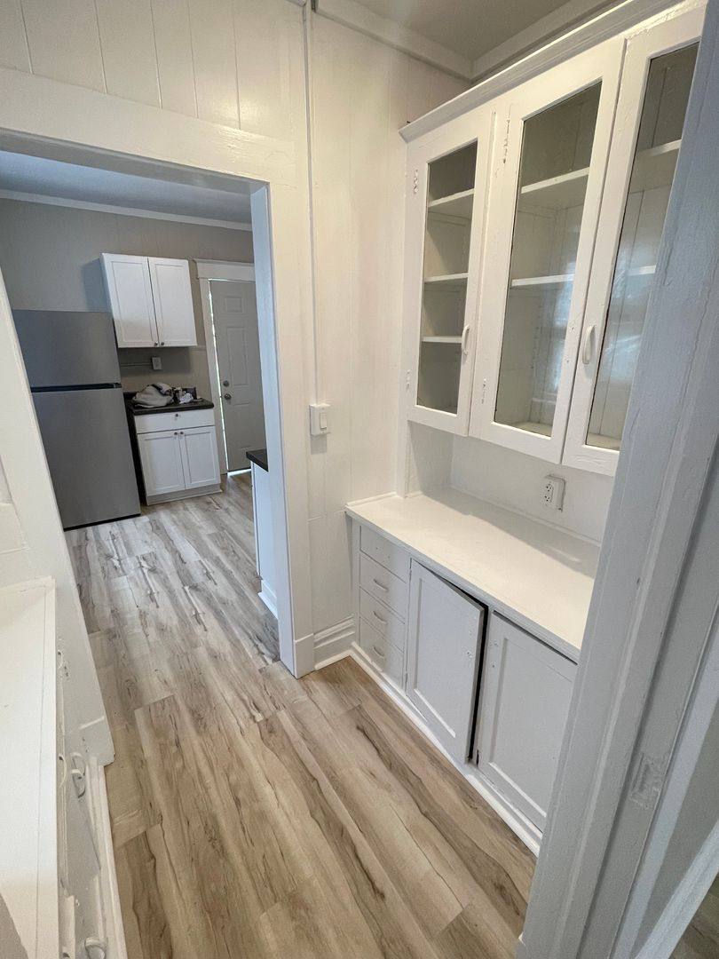 Apartment for rent at 611 E 6th St, Duluth, MN 55805