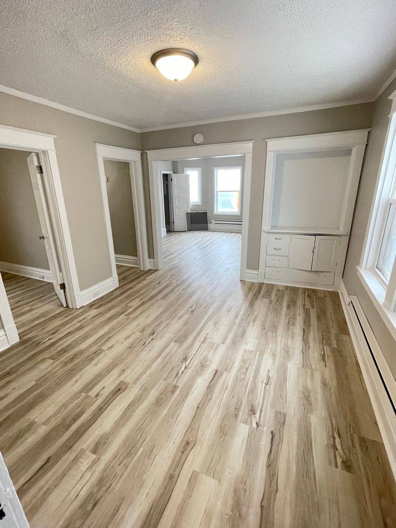 Apartment for rent at 611 E 6th St, Duluth, MN 55805