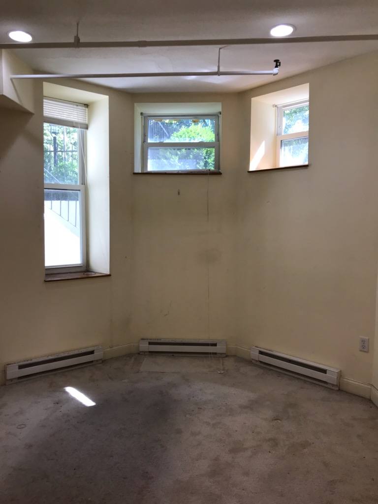 Apartment for rent at 107 Queensberry St, Boston, MA 02215