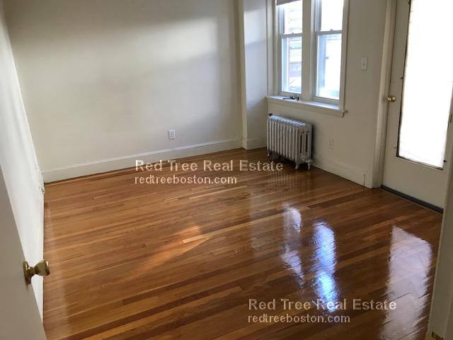 Apartment for rent at 33 Lancaster Tr, Brookline, MA 02446
