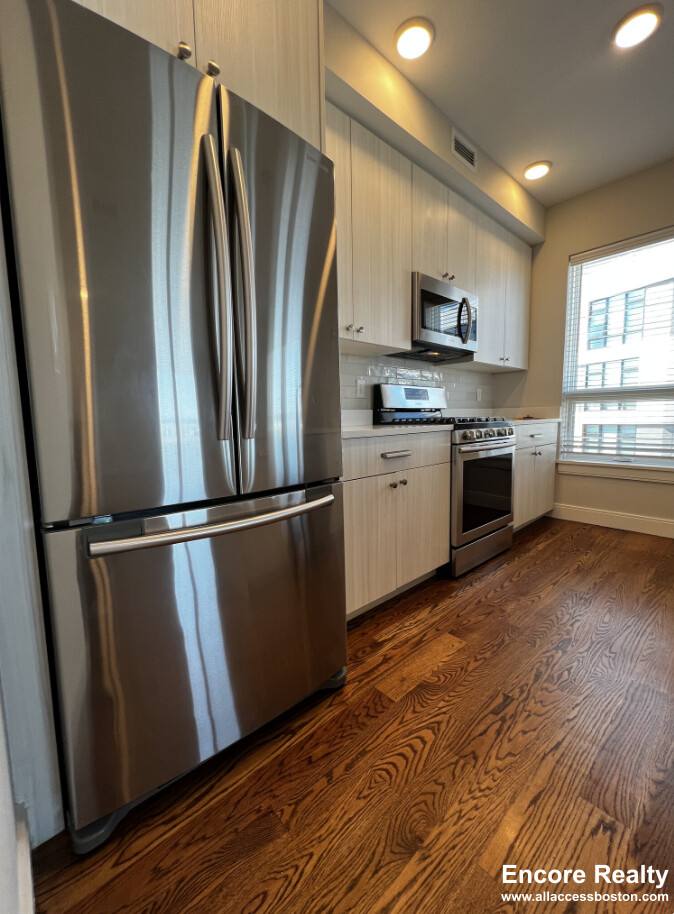 Apartment for rent at 1 Everett, Allston, MA 02134